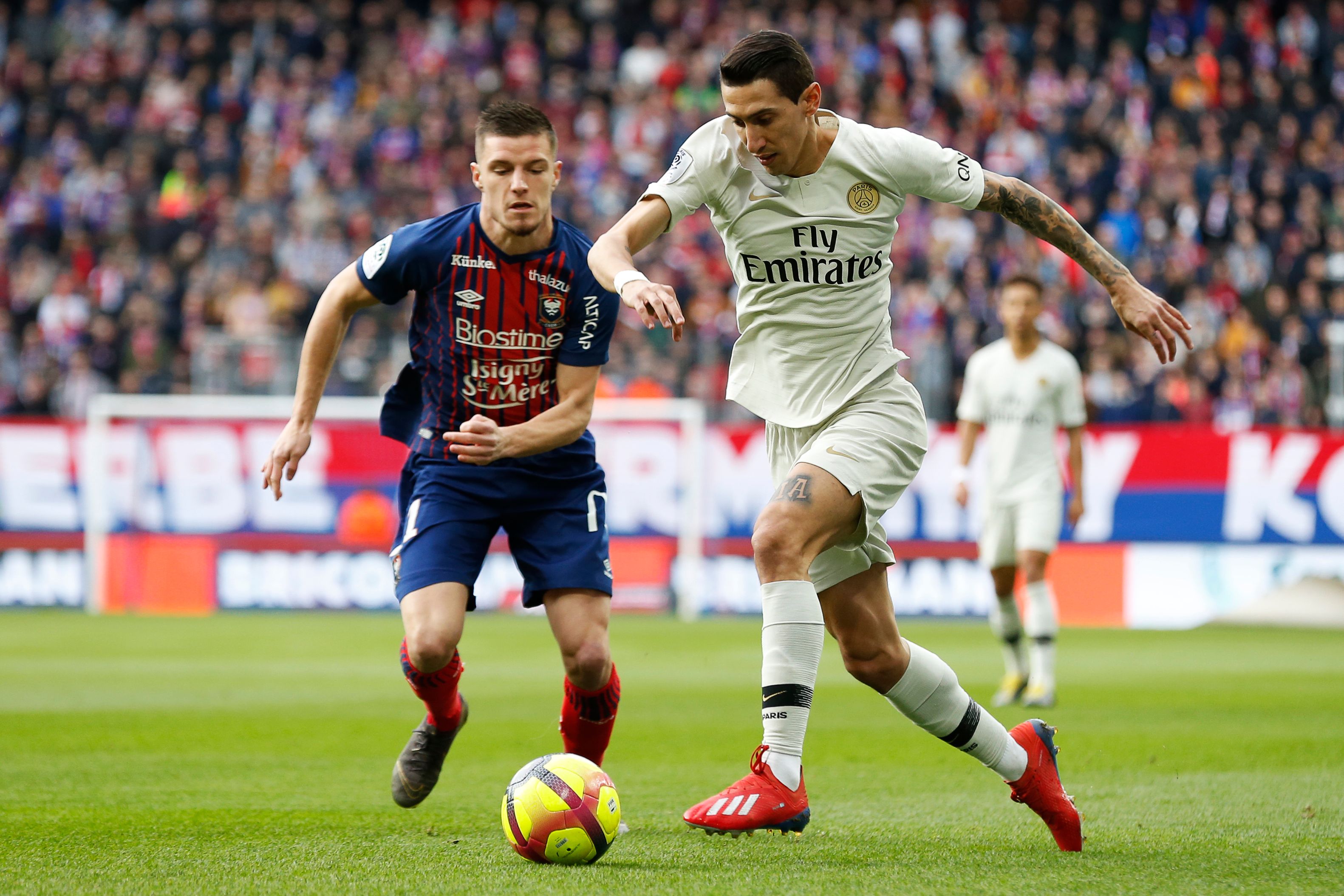 美职联身价更新：梅西再跌300万欧，当前身价1500万欧（美职联最新身价：梅西再降300万欧，现估值1500万欧）