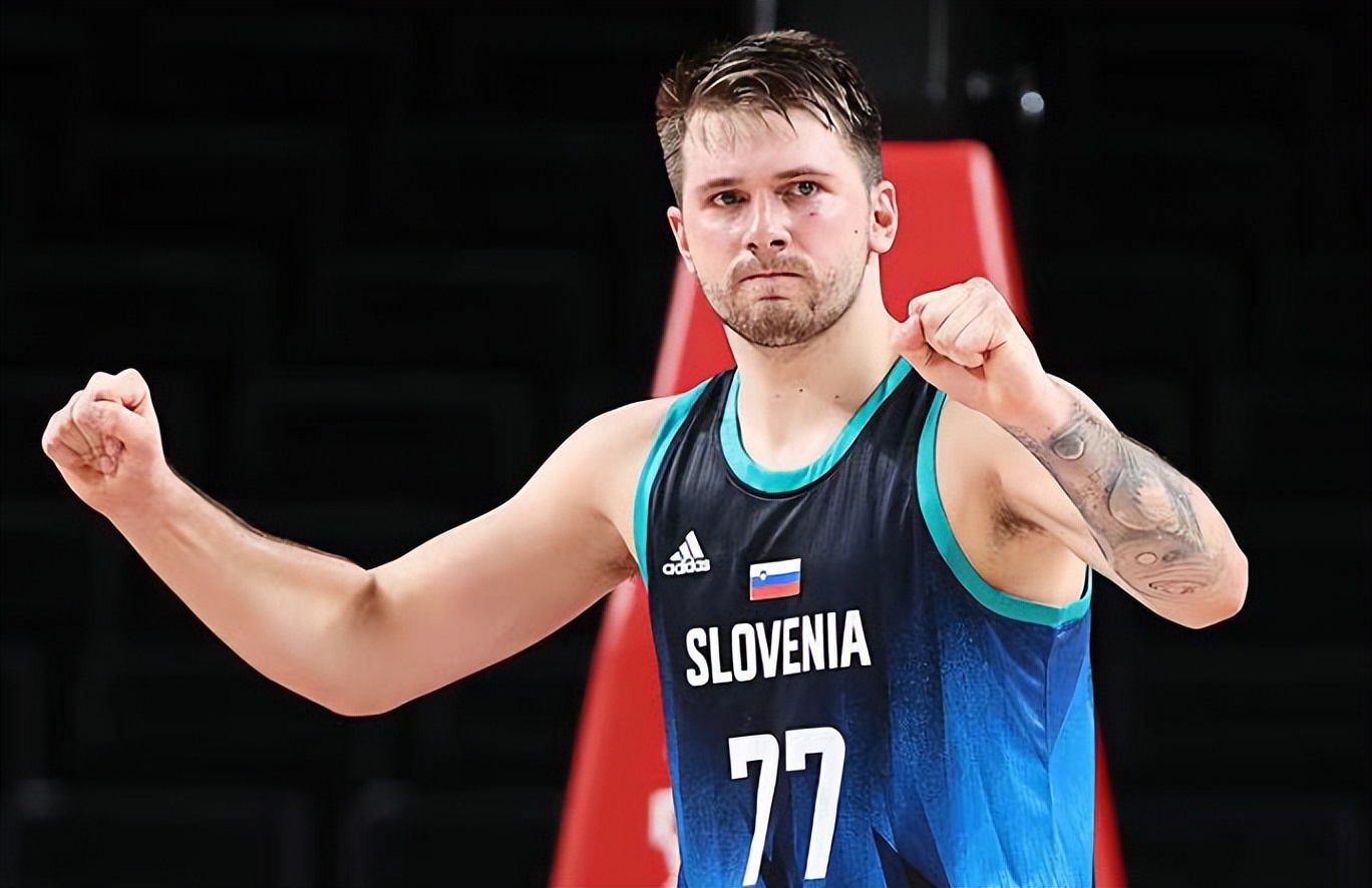 刷新中甲金靴进球纪录，姆本扎：自豪，队友的功劳和我一样大（改写中甲金靴进球数纪录，姆本扎：我很自豪，队友功劳不比我小）