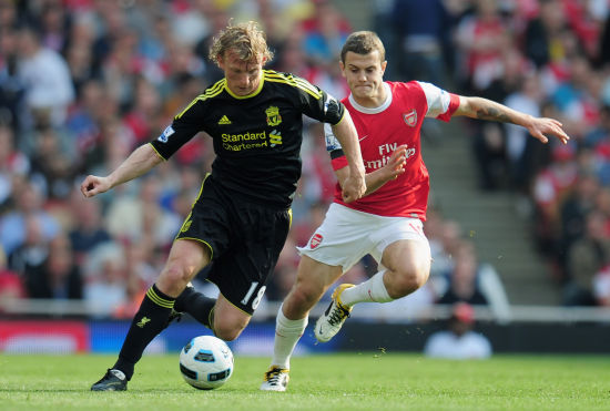 浙江队长比佩尼亚更香！大连别签长约了 弗兰克：首选中超 我的自律与生俱来（弗兰克称首选中超、自律天成；浙江队长力压佩尼亚，大连慎签长约）