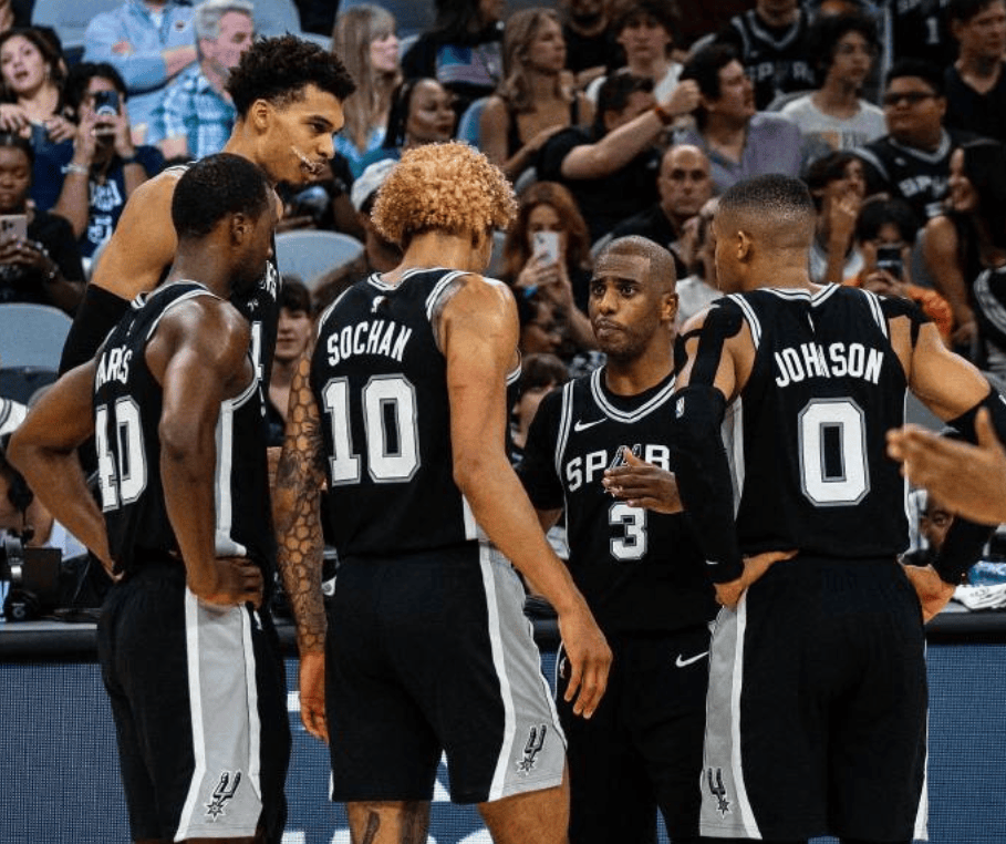 记者：尤文正关注热那亚右后卫诺顿-库菲和维罗纳前锋焦瓦内（记者：尤文图斯正在考察热那亚右后卫诺顿-库菲与维罗纳前锋焦瓦内）