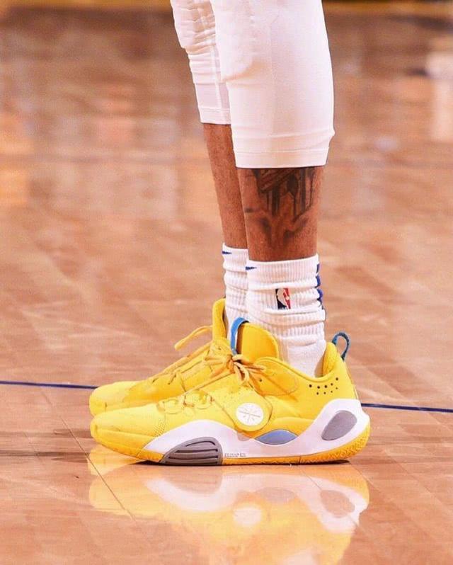 记者：伯恩利正就引进纽卡门将杜布拉夫卡进行谈判（记者称：伯恩利与纽卡就门将杜布拉夫卡的转会展开谈判）