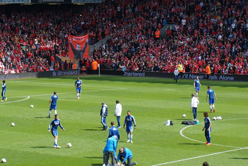 官方：因球迷对阿奇姆彭的歧视言行，成都蓉城被罚款50万元