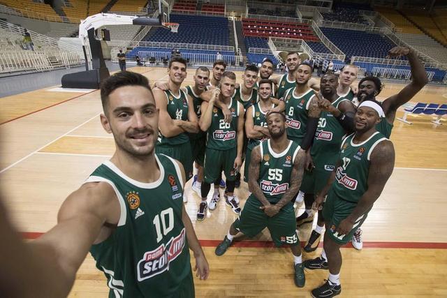 英博祝贺国安足协杯夺冠：衷心祝愿国安在新的征程上续写辉煌（英博恭贺国安问鼎足协杯，盼新征程再写辉煌）