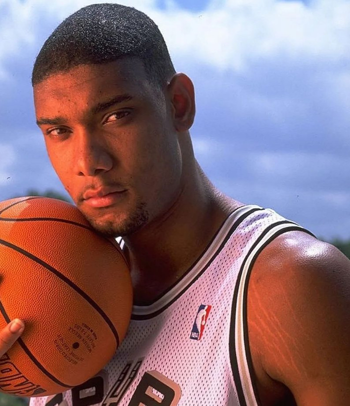 足球法甲豪门官宣新门将加盟（法甲豪门官方宣布签下新门将）