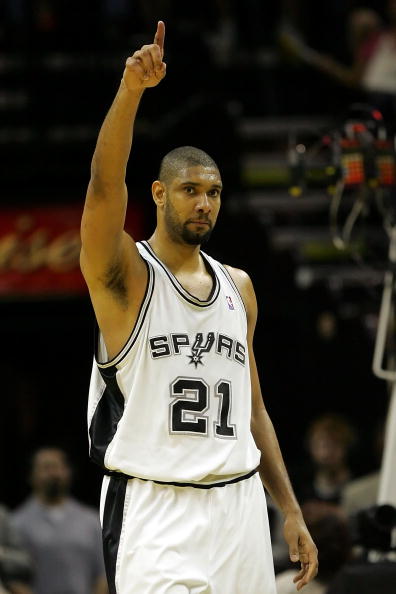 国安惨败越南夜， 邵佳一当场黑脸， 两大国脚恐遭永久除名！（国安不敌越南之夜，邵佳一当场黑脸，两名国脚或遭永久除名）