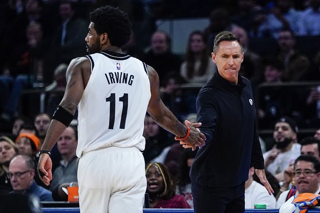 每体：莱万首选继续留在巴萨，若不续约可能考虑退役（每体：莱万优先留守巴萨，若续约无望或将退役）